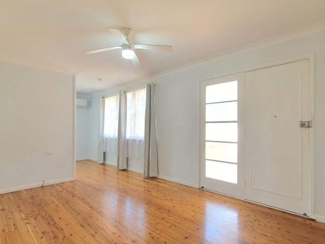 House for rent in Whalan, Sydney