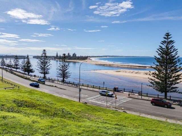 Apartment for rent in The Entrance, New South Wales