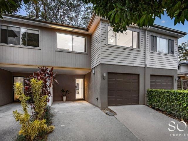 Townhouse for sale in Park Lane Estate, City of Brisbane