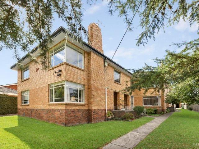 Apartment for sale in Camerons Creek, Victoria