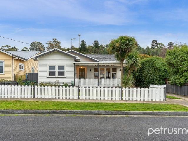 House for sale in New Norfolk, Tasmania