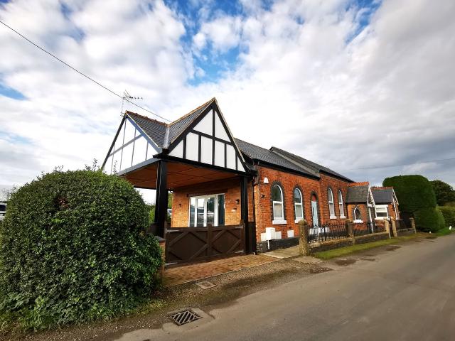 House for rent in Littler, Cheshire