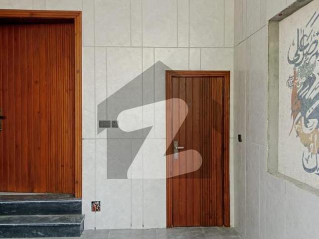 House for sale in Faisalabad, Islamabad Capital Territory