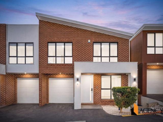Townhouse for sale in Sydney, New South Wales