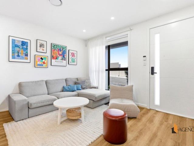 Townhouse for sale in Sydney, New South Wales