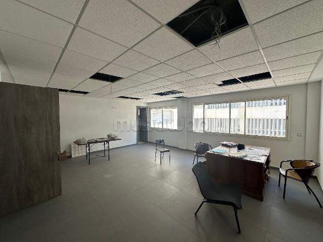 Bureau location à Anfa, Gharb-Chrarda-Beni Hssen
