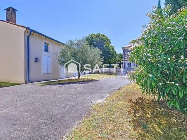 Villa vente à Lesparre-Médoc, Saint-yzans-de-médoc