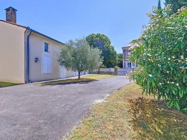 Villa vente à Lesparre-Médoc, Saint-yzans-de-médoc