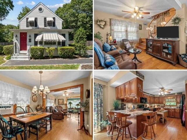 House for sale in Warwick, Rhode Island