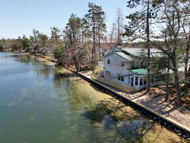 House for sale in Gaylord House for sale in Gaylord