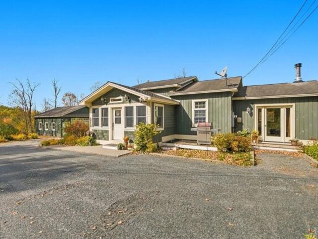 House for sale in Sharon, Windsor County