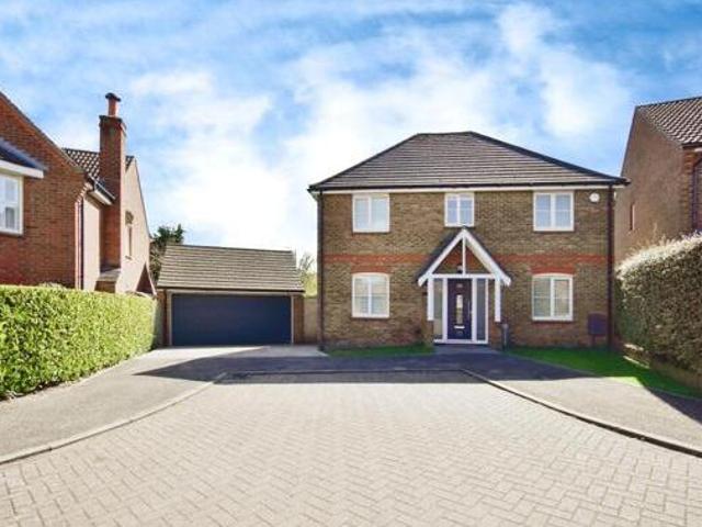 House for sale in Allington, Midway