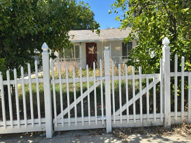 House for sale in Sylmar Neighborhood Council District, Canoga Park
