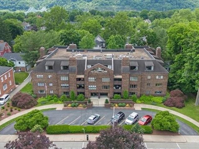 Condo for sale in Sewickley
