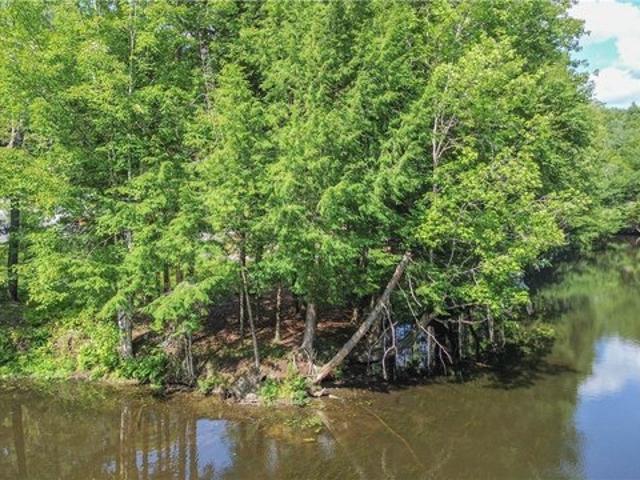 Condo for rent in Oneida, New York