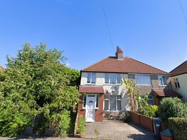 House for rent in London Borough of Hounslow, Greater London