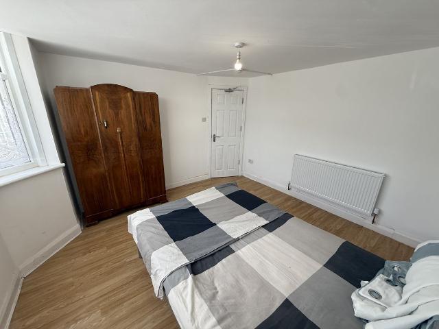 House for rent in London Borough of Hounslow, Greater London