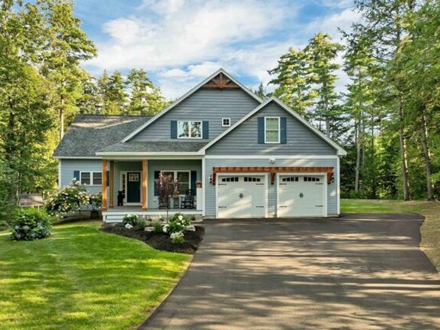 House for sale in New Hampshire