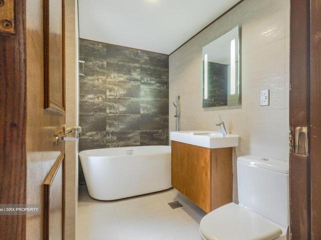 Condominium for sale in Ulu Pandan