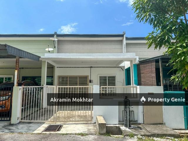 Terraced House for sale in Tanjong Sepat, Selangor