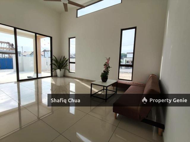 Terraced House for sale in Tanjong Sepat, Selangor