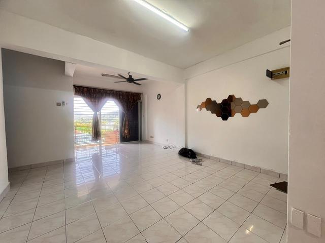 Apartment for sale in Kajang, Langat