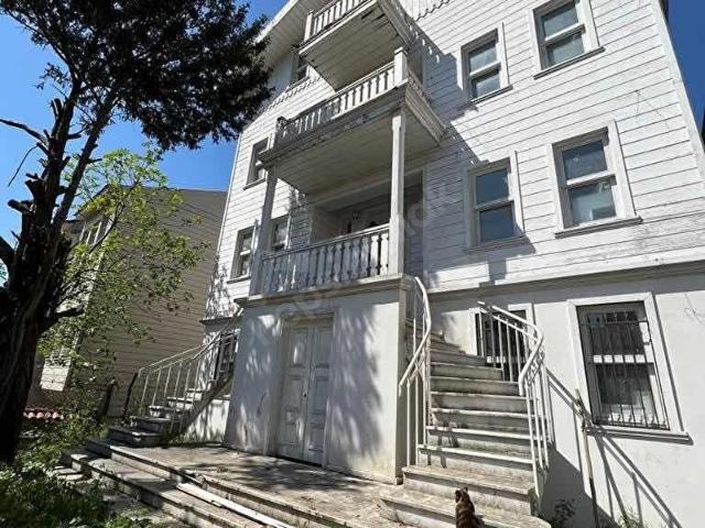 Beşiktaş, İstanbul içerisinde satılık Villa