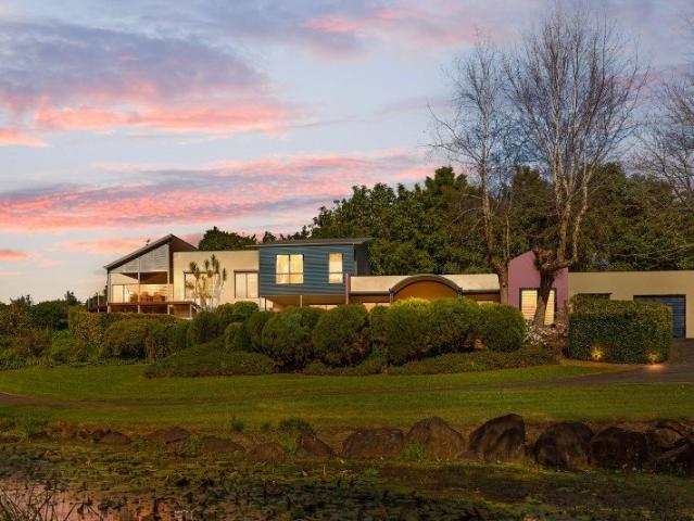 House for sale in Tamborine Mountain, Queensland