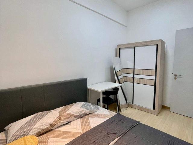 Room for rent in Petaling, Alam Impian