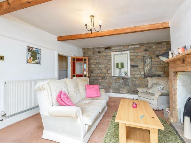 House for rent in Buttershaw, West Yorkshire