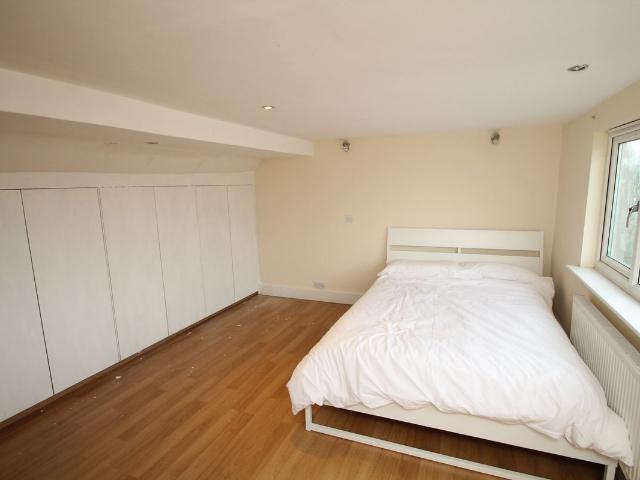 Room for rent in Elmers End, Greater London