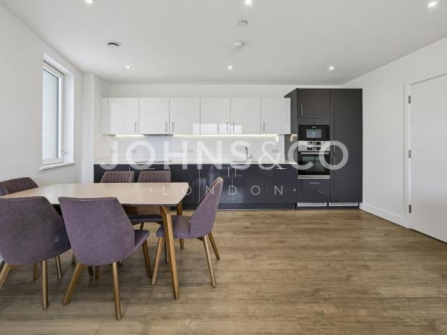 Apartment for rent in Motion, Greater London