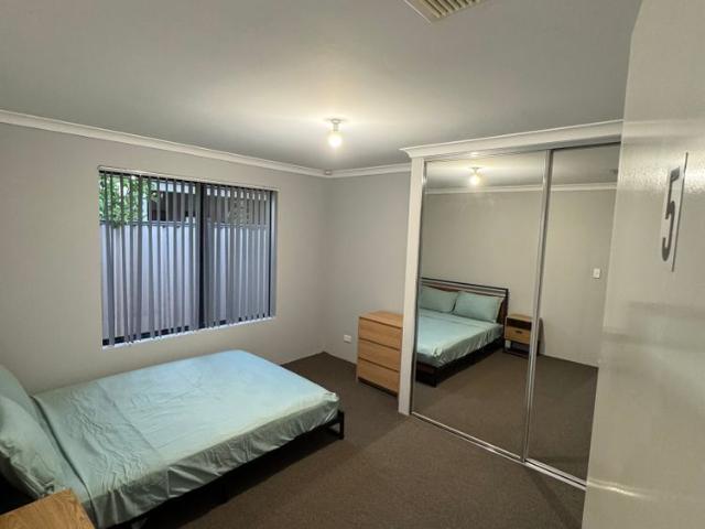 Room for rent in Beckenham, Western Australia