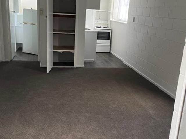 Apartment for rent in Heathcote, Canterbury