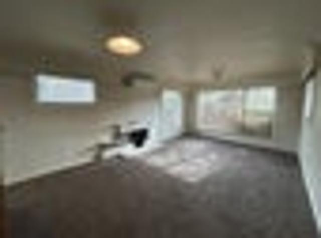 House for rent in Chaslands, Canterbury