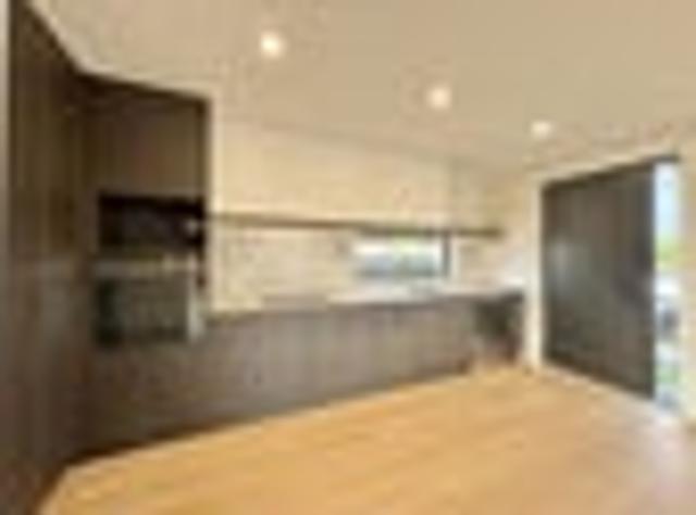 Townhouse for rent in Heathcote, Canterbury