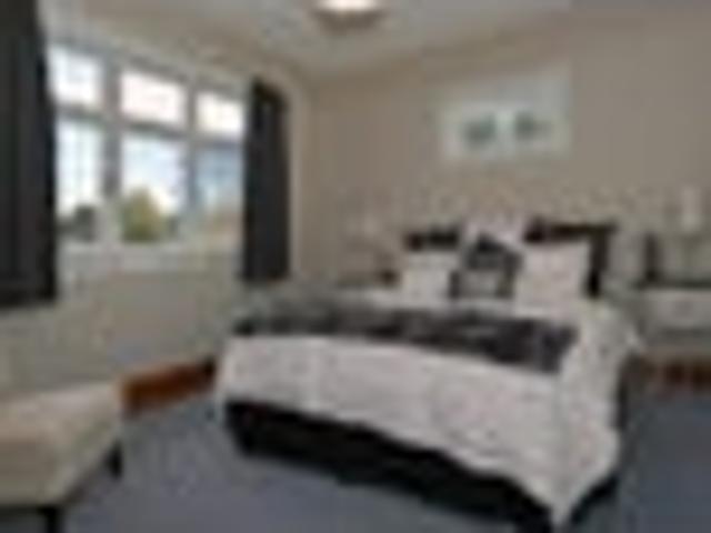 House for rent in Chaslands, Canterbury