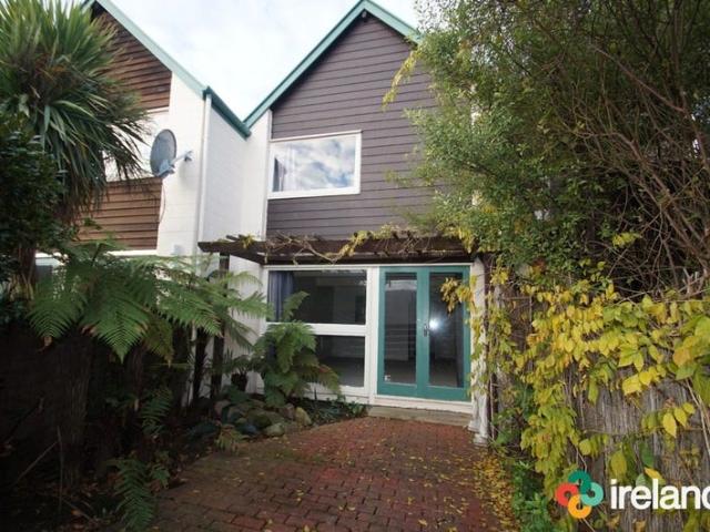 House for rent in Chaslands, Canterbury