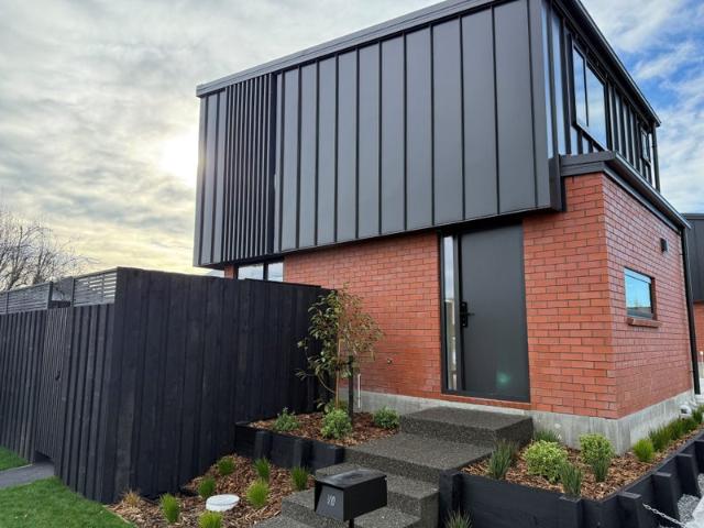 House for rent in Chaslands, Canterbury