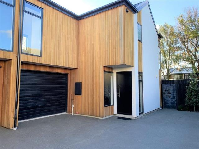 House for rent in Chaslands, Canterbury