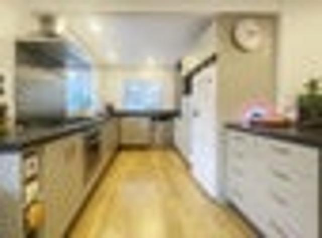 House for rent in Chaslands, Canterbury
