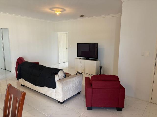 Room for rent in Cockburn, Western Australia