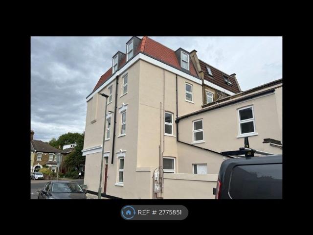 Apartment for rent in Penge, Greater London