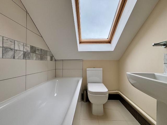 Apartment for rent in Penge, Greater London
