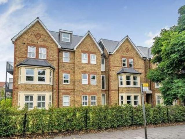Apartment for rent in London Borough of Bromley, Greater London