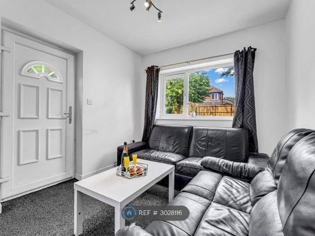 Room for rent in Beckett Park, Headingley