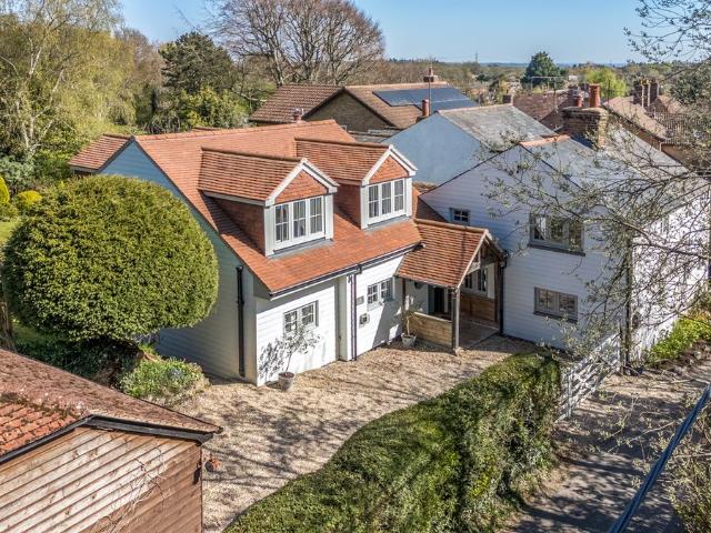 House for rent in Upper Basildon, West Berkshire