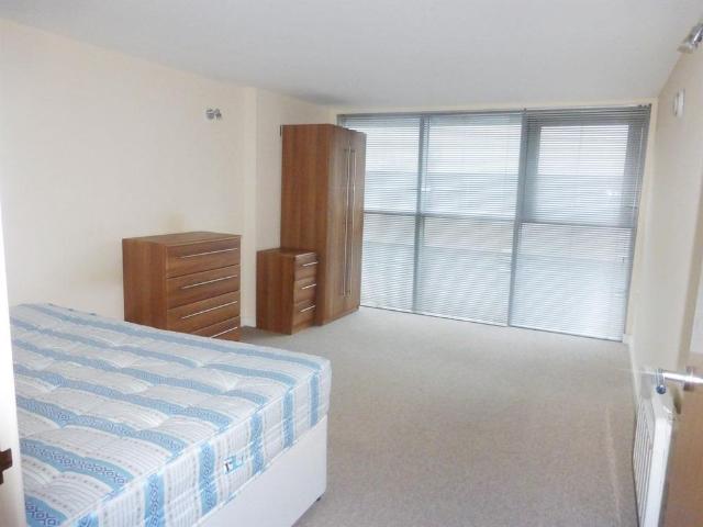 Apartment for rent in Walcot West, Rodbourne