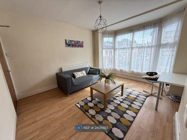 Apartment for rent in Highfields, Old Wharf