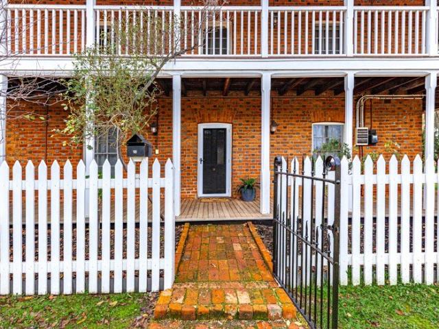 Cottage for sale in Gilgering, Western Australia